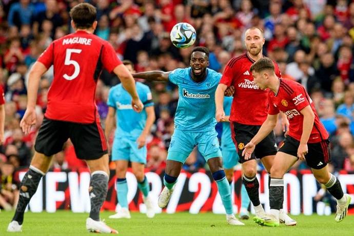 Soi kèo phạt góc Athletic Bilbao vs MU, 2h00 ngày 2/5